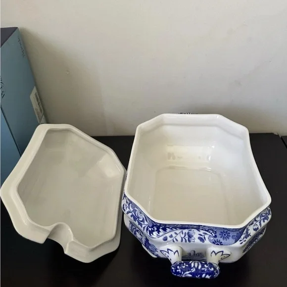 Spode Blue Italian  3.4L(6pt) Soup Tureen New In Box - Picture 2 of 5